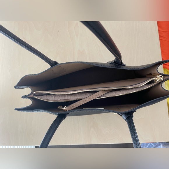 Michael Kors bag - Picture 3 of 7